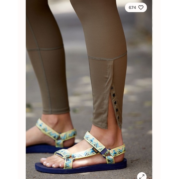 NWOT FREE PEOPLE High-Rise Ankle Flex It Leggings - Picture 4 of 12